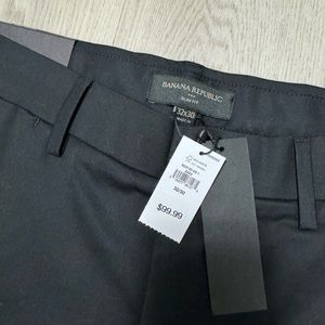 NWT Banana Republic Core Temp Chino, Black, 32x30
